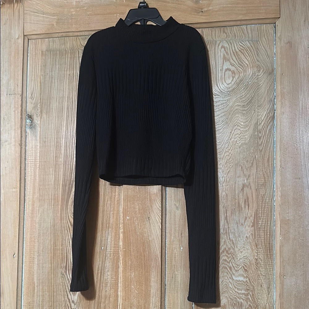 Free People Black Fitted Long Sleeve Crop knit tee